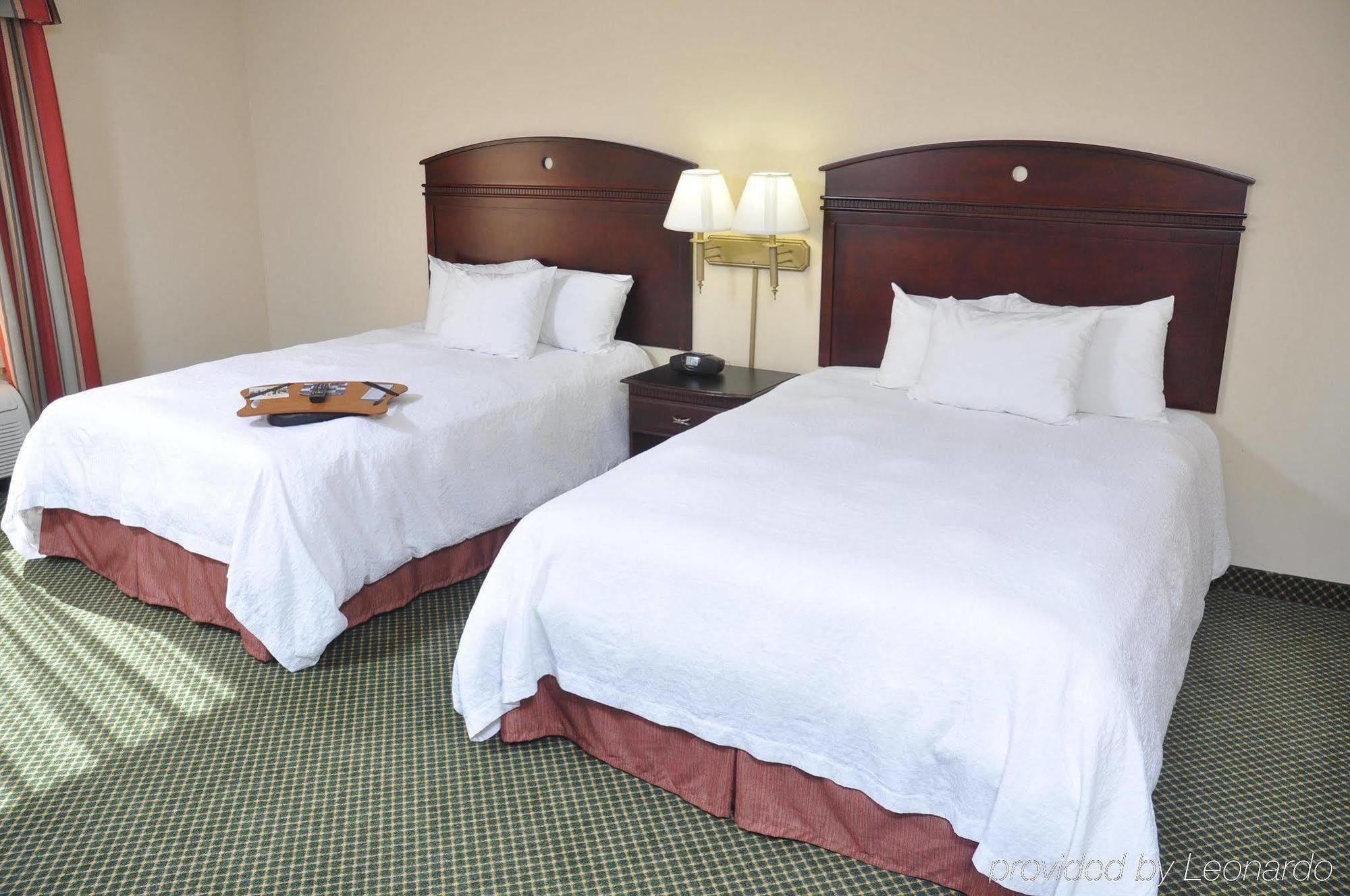 Hampton Inn Stony Creek Exterior foto